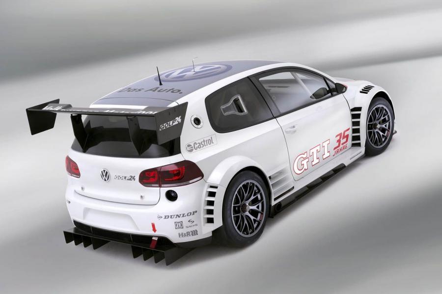  Volkswagen Golf24 24h Nurburgring 2011 года  (фото 13 из 34)